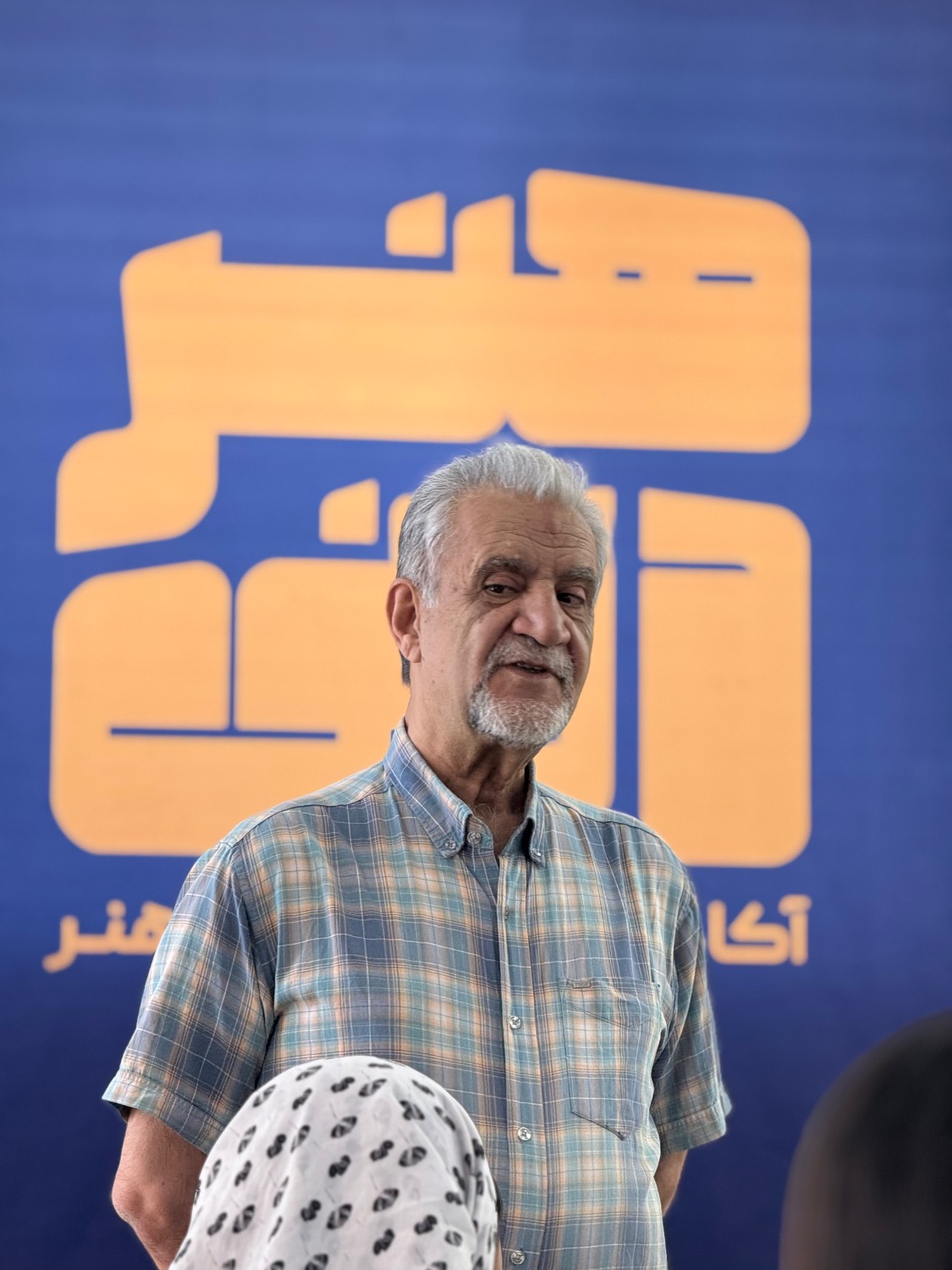 مصطفی مستور